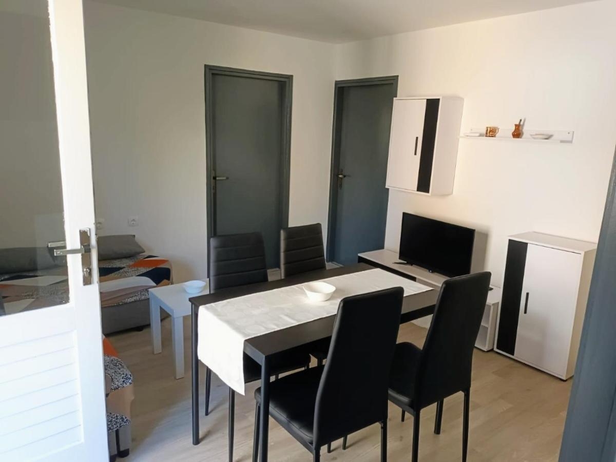 Apartment "None" Makarska Exterior photo
