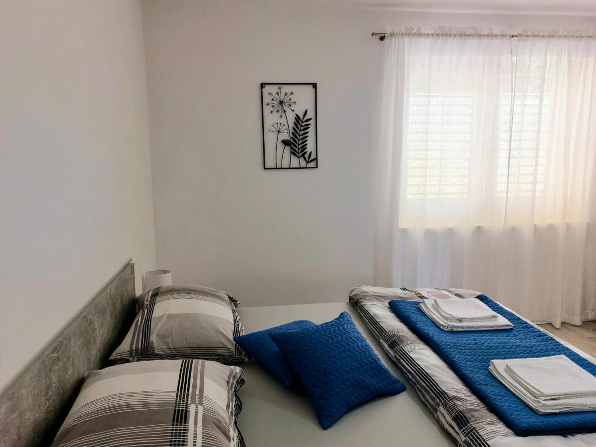 Apartment "None" Makarska Exterior photo